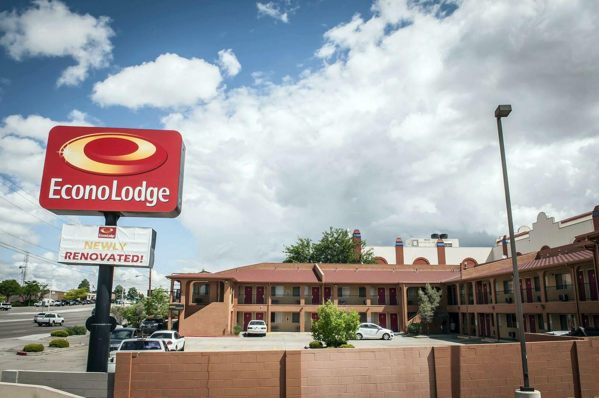 Econo Lodge Midtown Albuquerque Exteriör bild